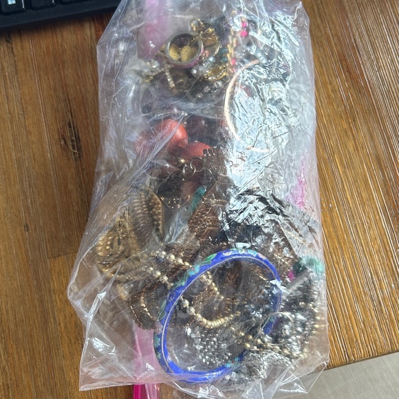 Jewelry Bundle Mixed Assortment 1.2 lb - Picture 3 of 5